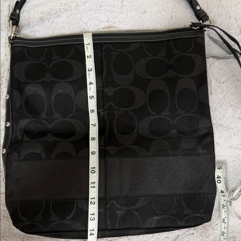 Coach Shoulder Bag - Picture 5 of 6
